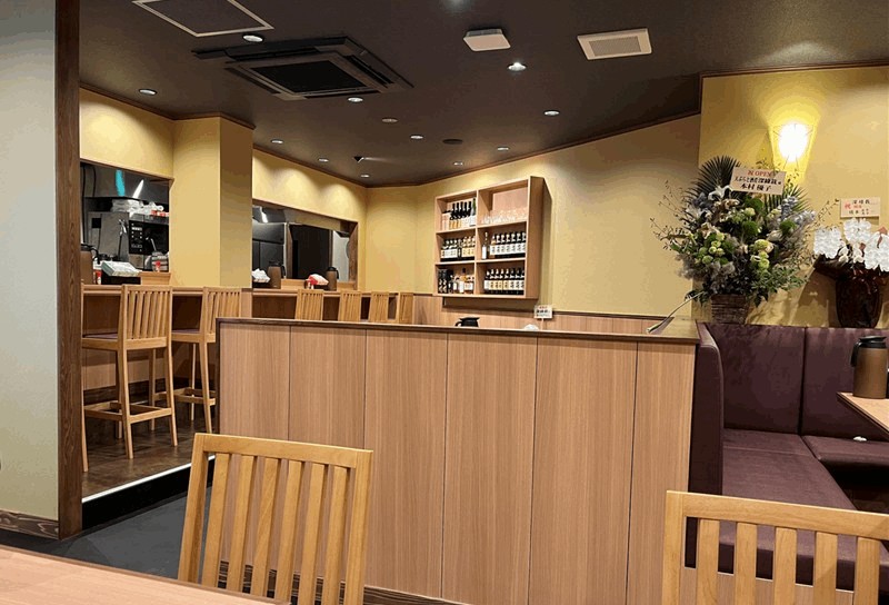 天ぷらと酒肴 深綠栽の店頭案内