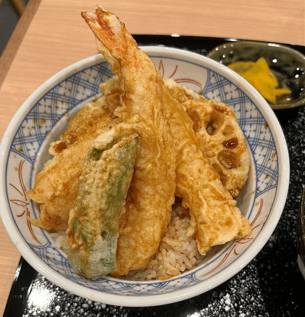 天ぷらと酒肴 深綠栽の天丼